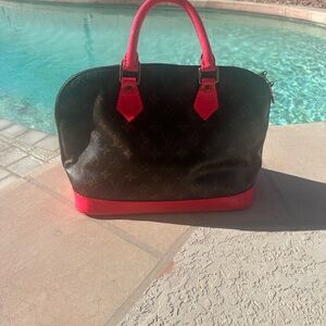 Luxury Monogram Alma Louis Vuitton Satchel Handbag in Brown and Pink